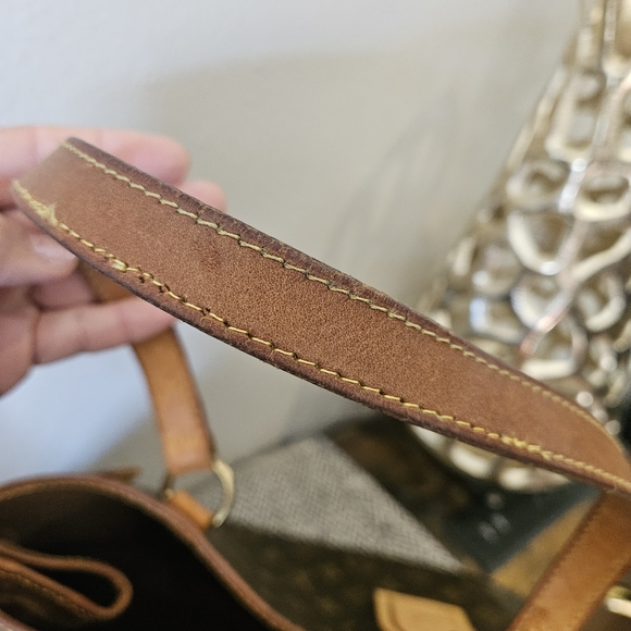 Louis Vuitton Batignolles Horizontal Monogram Tote/Shoulder Bag - Picture 8 of 16